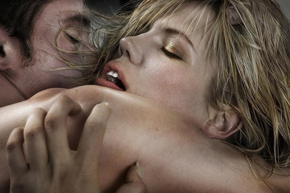 Scènes passionnées d'amour