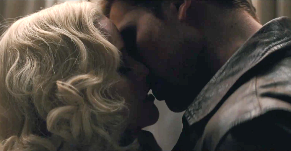 Belles filles pour la première fois