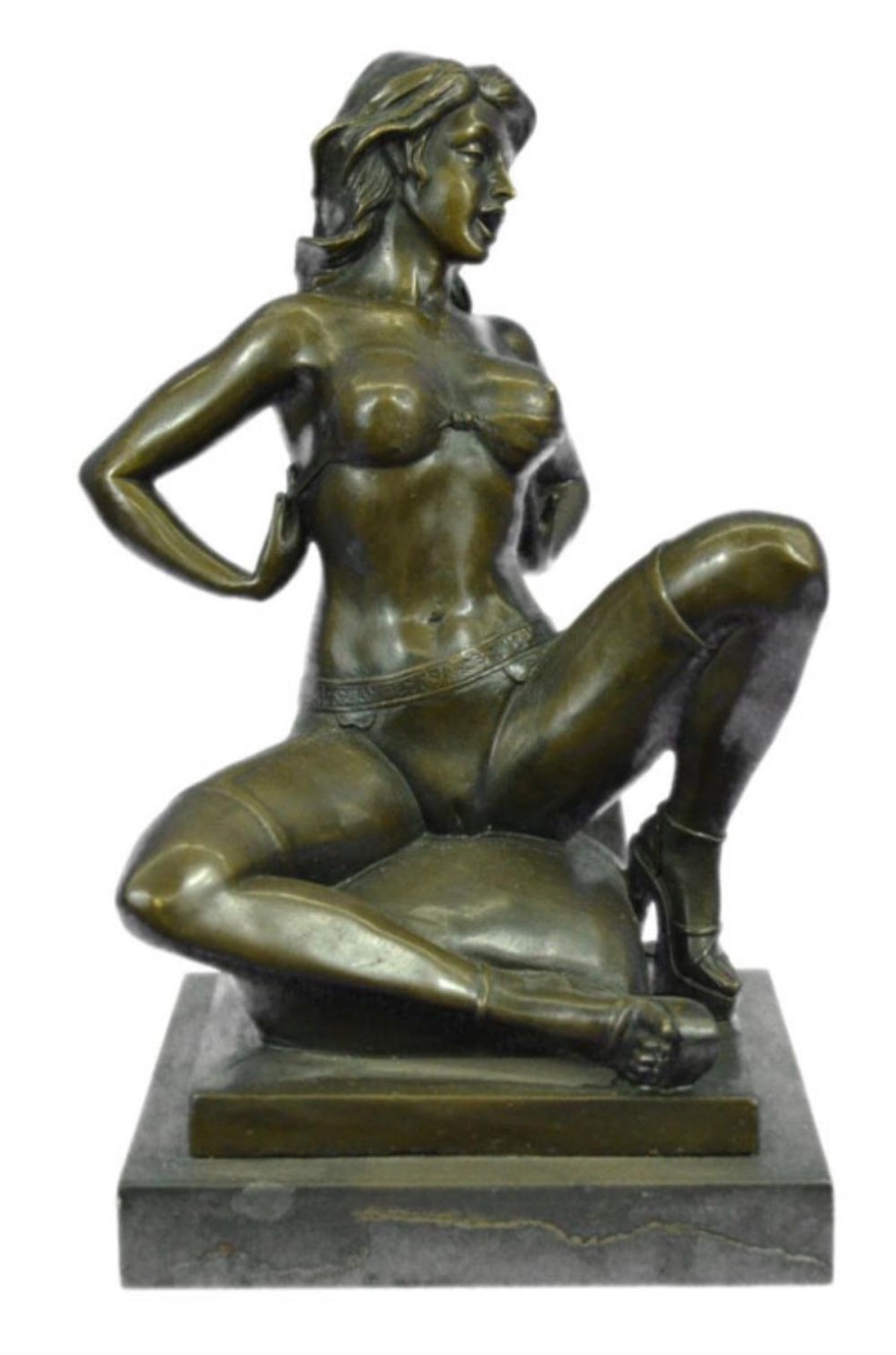 Figures de femmes nues