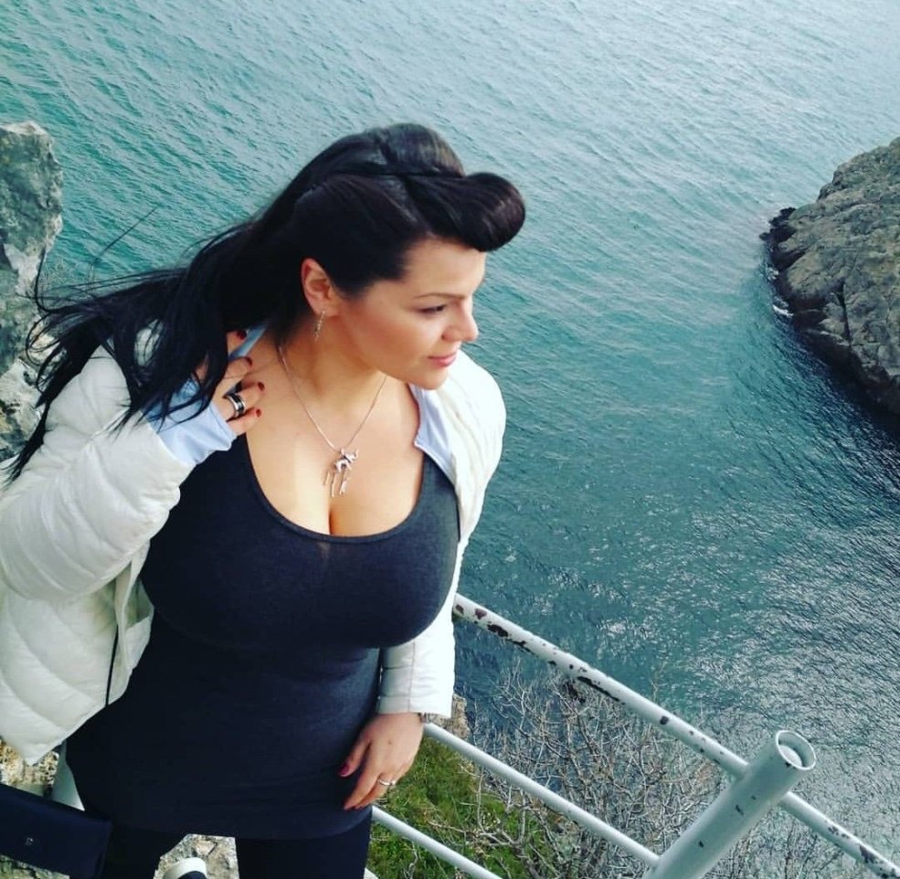 Femmes arabes avec de gros seins