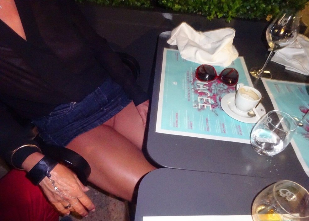 Grand-masse nue dans les films artistiques