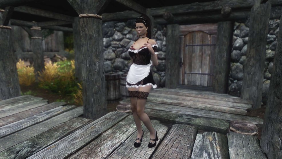 Costume de femme de chambre HDT Skyrim UNT