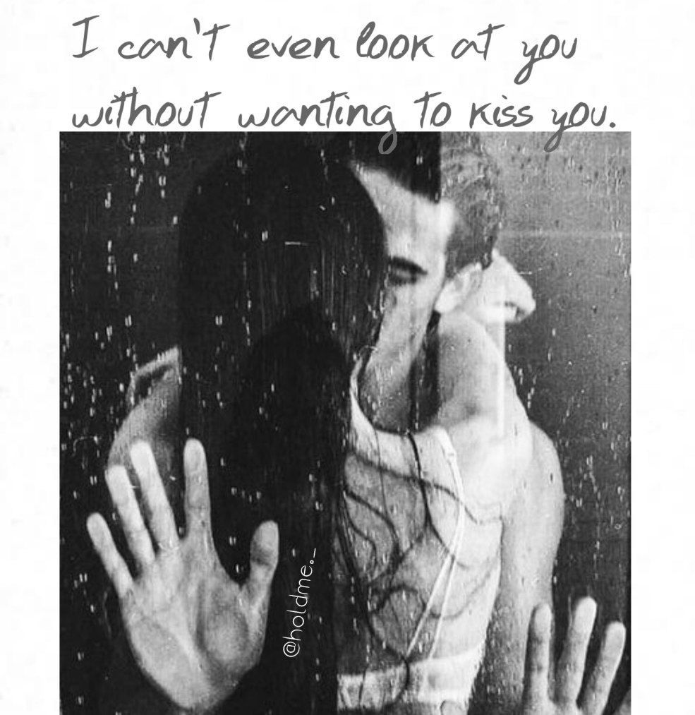 Un couple sous la douche