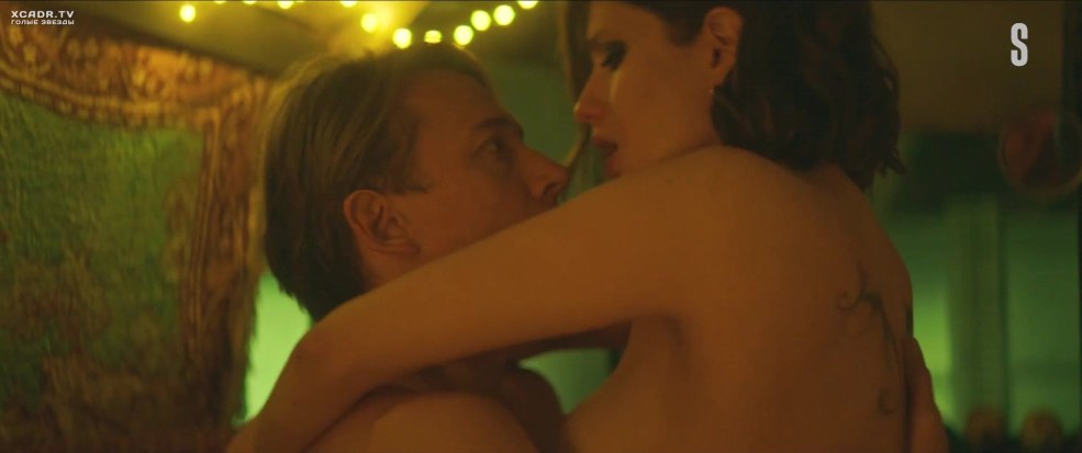 Paulina Andreeva nue