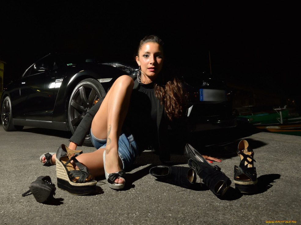 Séance photo dans la fille du garage