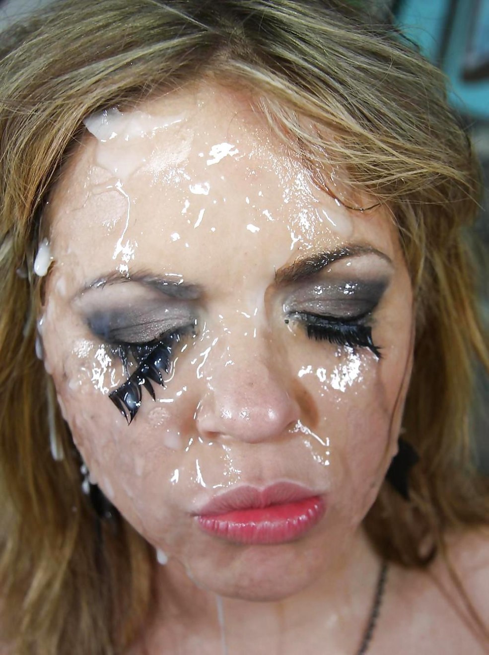 Mascara coulé Kagney Linn Karter