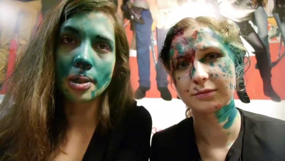 Tolokonnikova à Zelenka