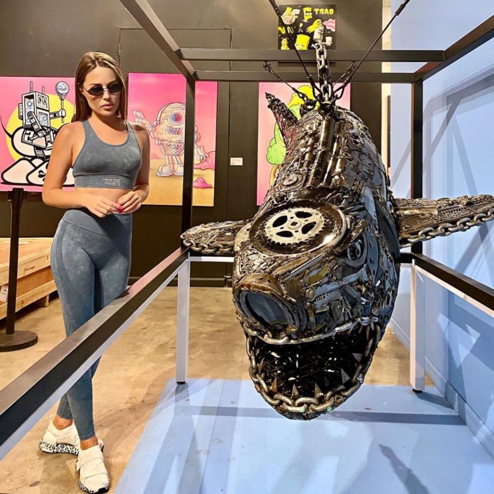 Julia Mikhalkova KVN 2003