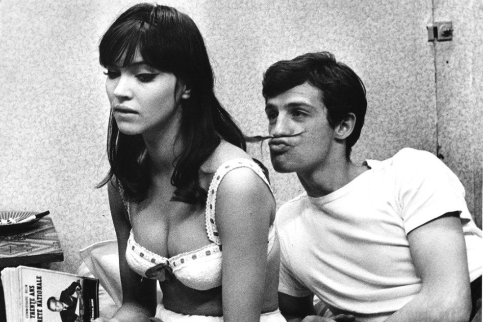 Calculatrice pour diriger le film dans un bar