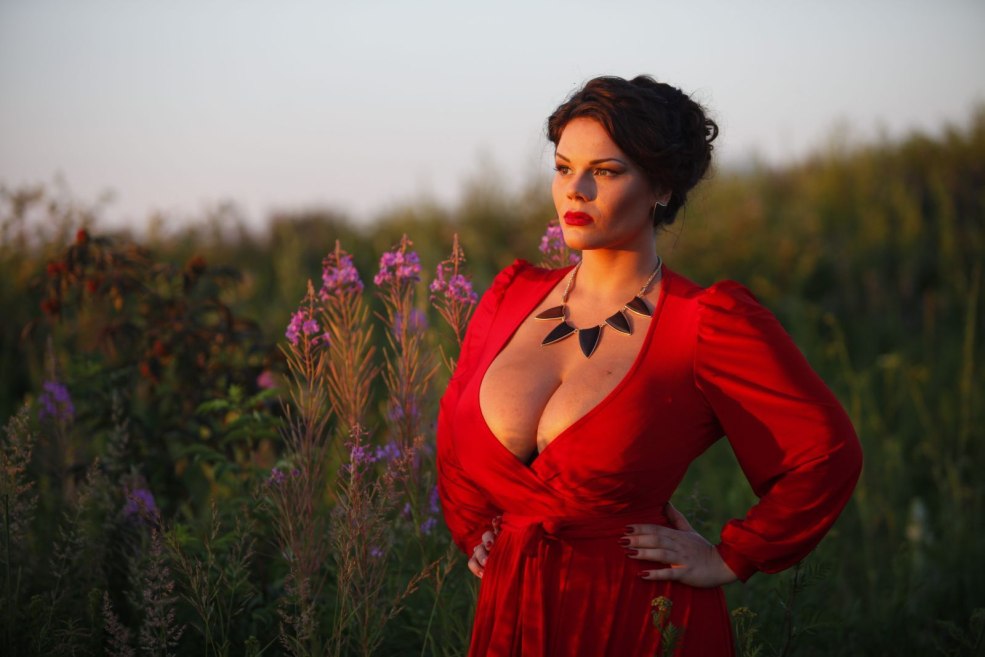 Joanna Bliss avec de gros seins