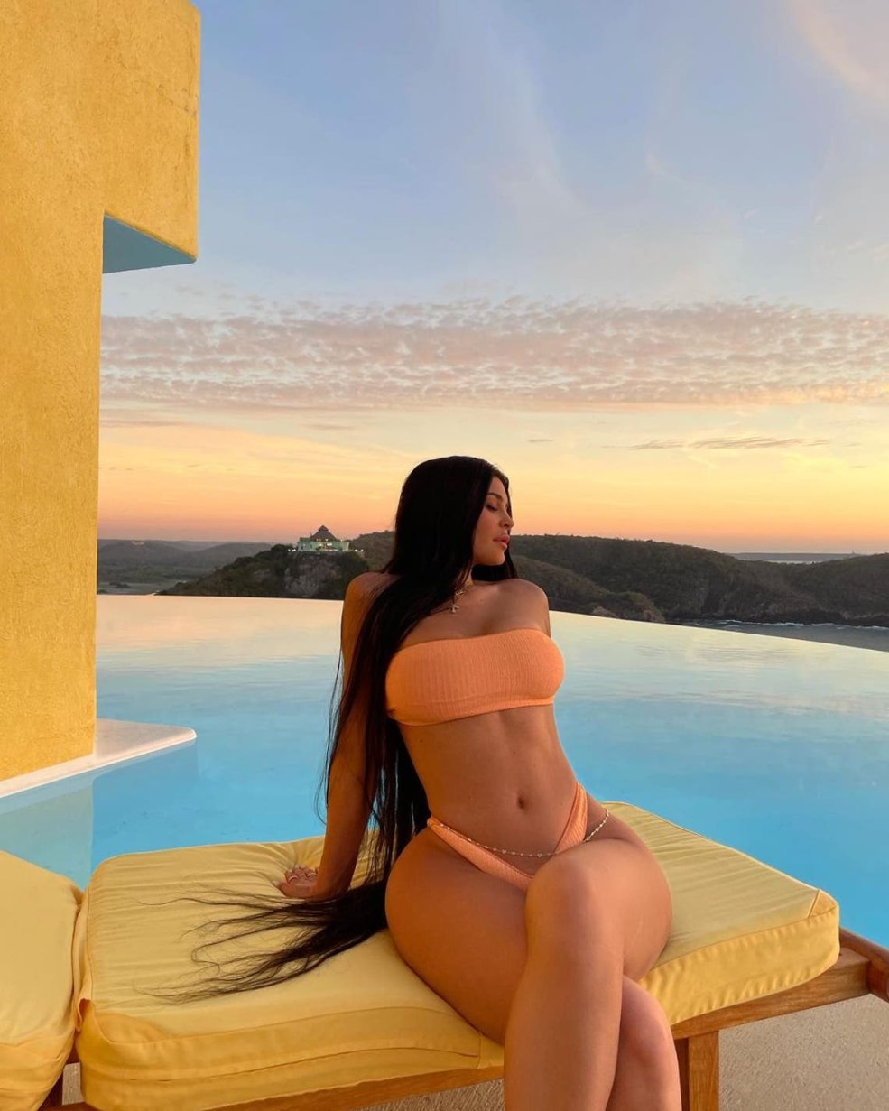 Kylie Jenner - Kylie Jenner nue
