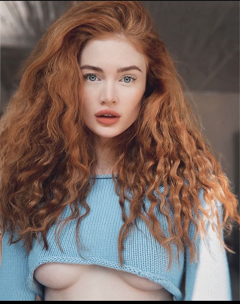 Angelina Michel Selfie