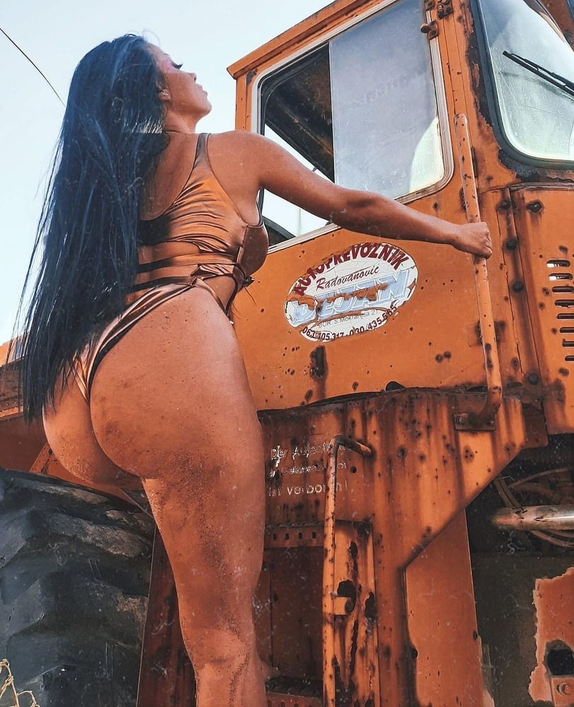 Homme et femme au lit