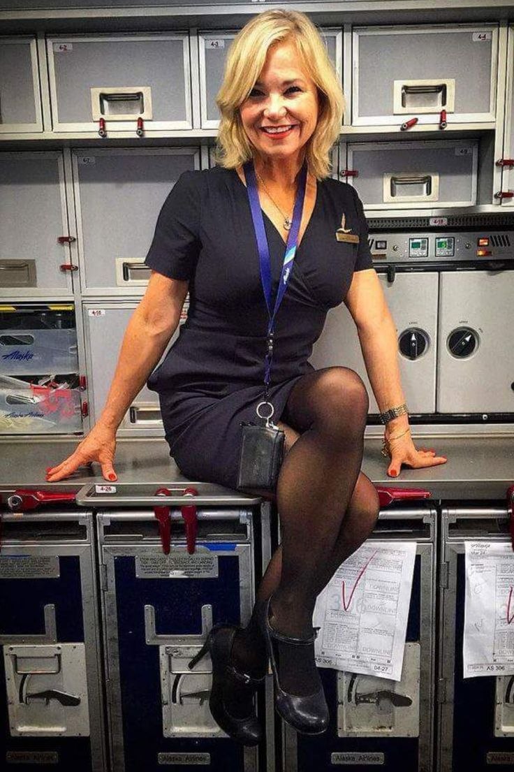 Belles jambes dans un avion