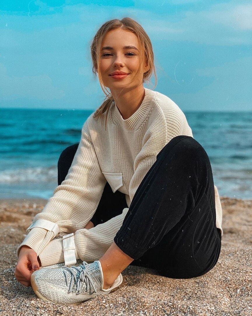 Elizaveta Vasilenko @elizabethvasilenko