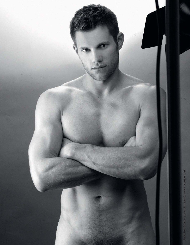 Gars peints avec grand