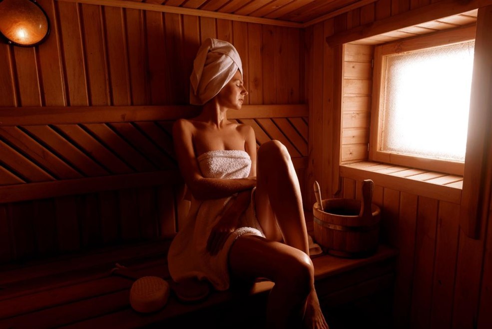 Fille après le bain