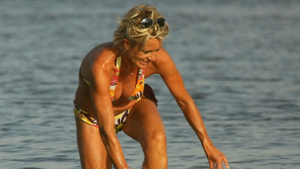 Jessica Ashley avec de gros seins