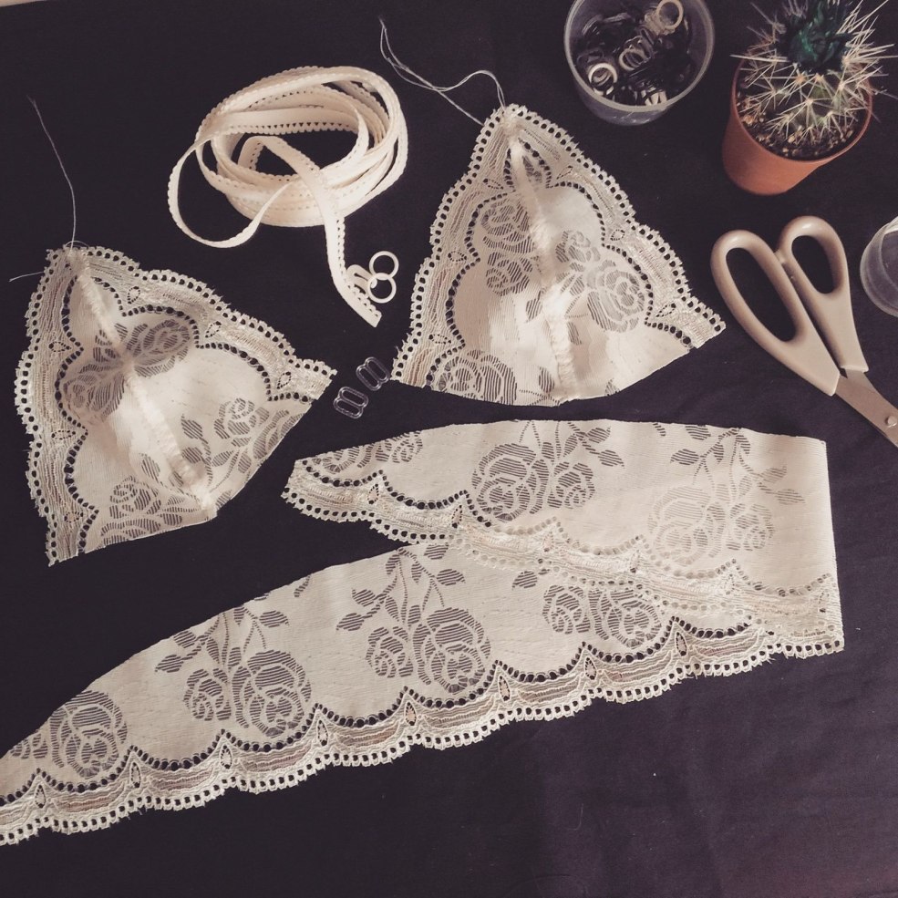 Collection de lingerie de luxe et de shapewear