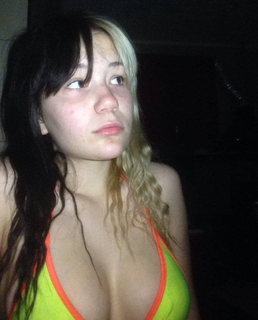 Christina Mendonca (Kristina Mendonca)