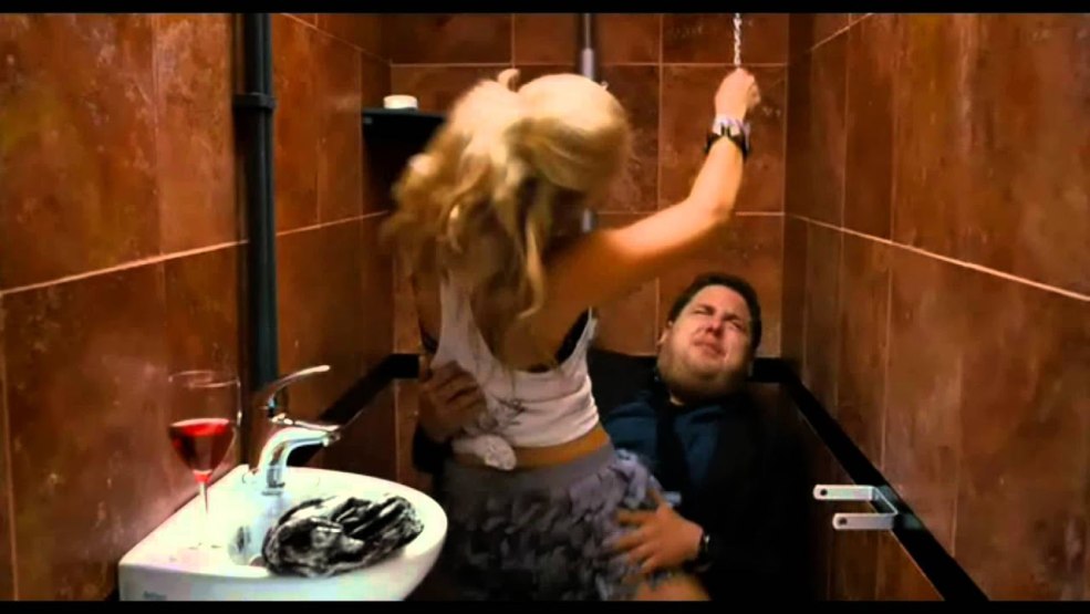 Baise dans les toilettes du restaurant