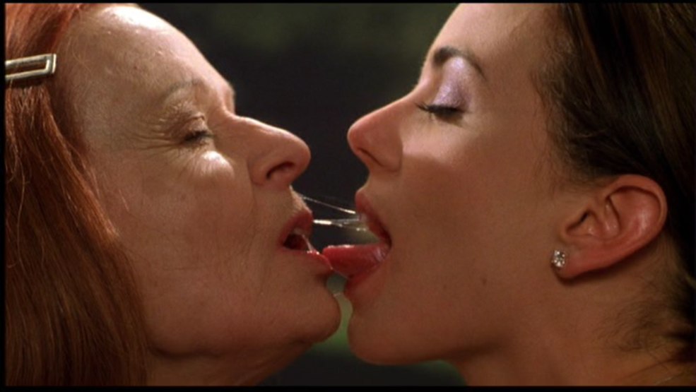 Mia kirschner baiser