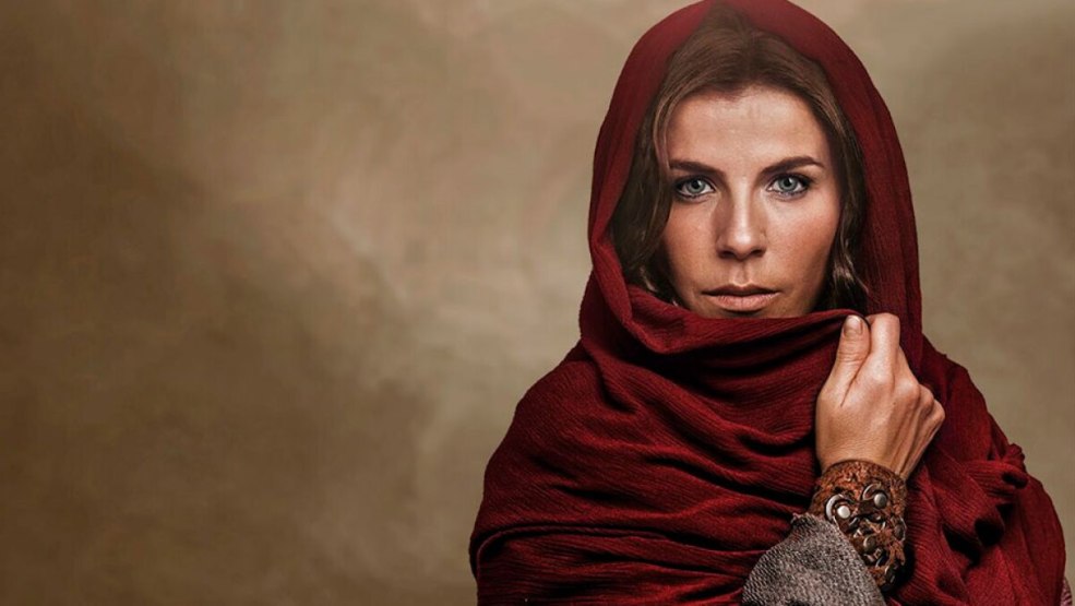 Emily Browning Sleeping Beauty 2011