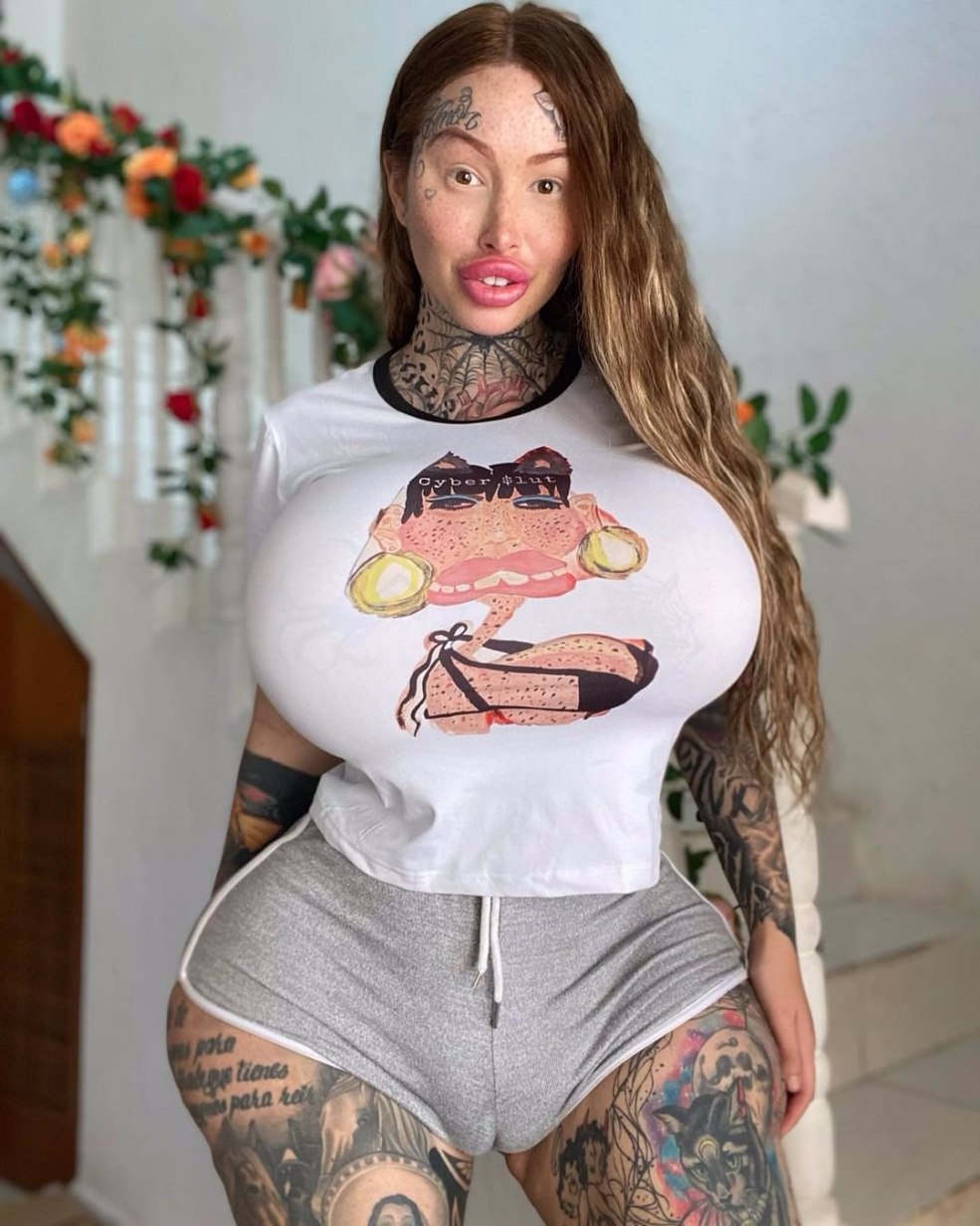 Mary Magdalen Model Canadien