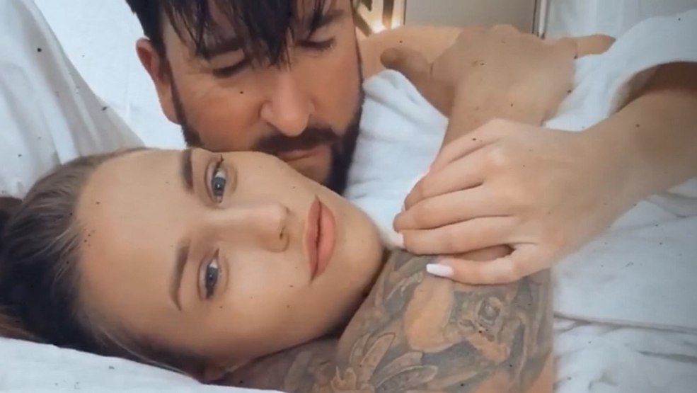Cara peut faire une belle-fille après le petit déjeuner