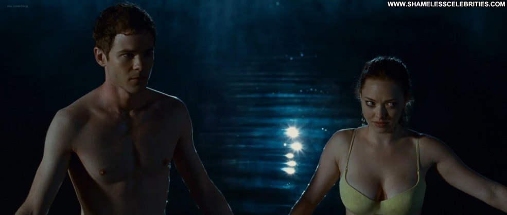 Amanda Seyfrid en bikini