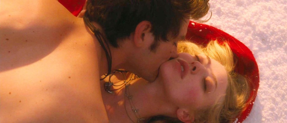 Amanda Seyfrid Lovelyis