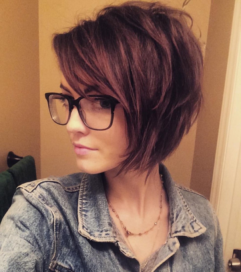 Coloration lumineuse pour les cheveux courts