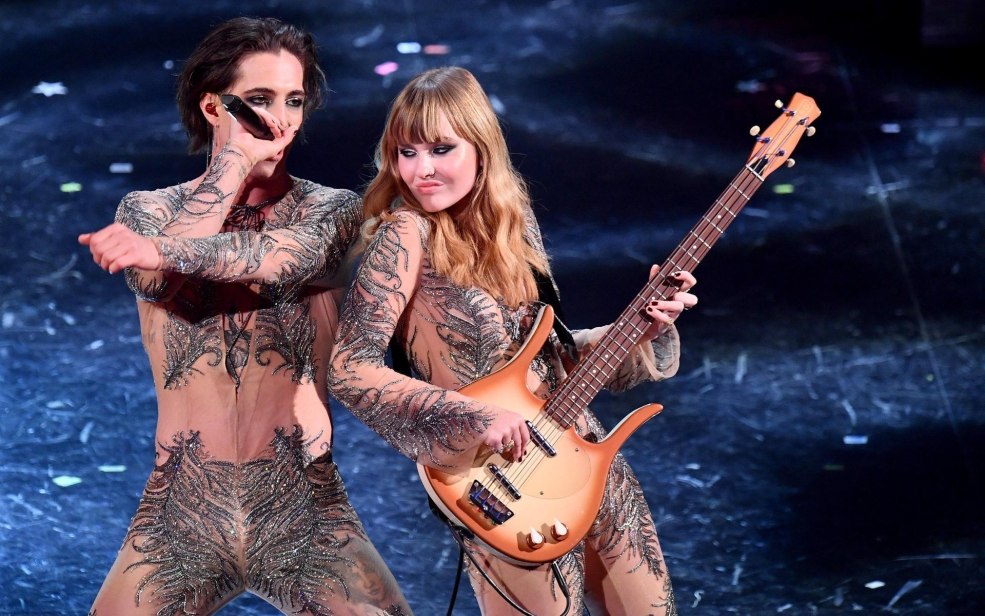 Moulin Rouge Cancan Paris