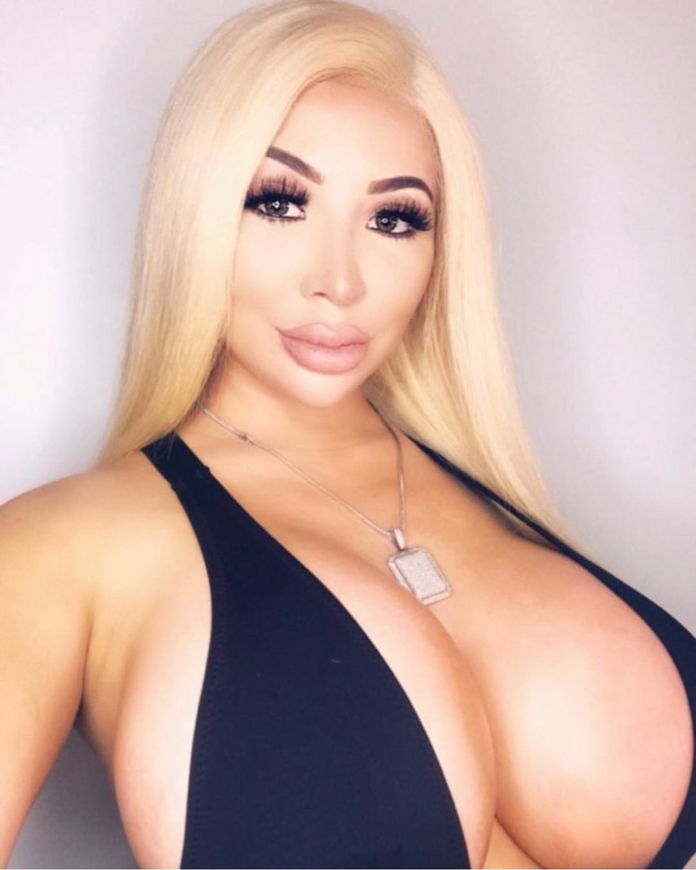 Instagram bimbo
