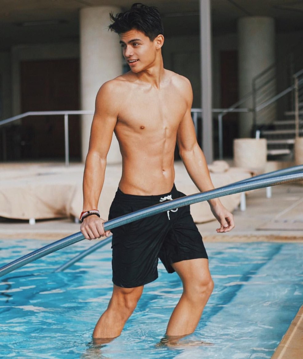 Torse Kirill Galetsky