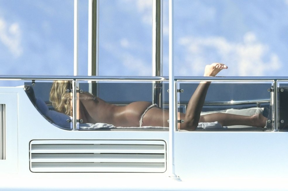 Reality Dance / La Danza de la Realidad (2013)