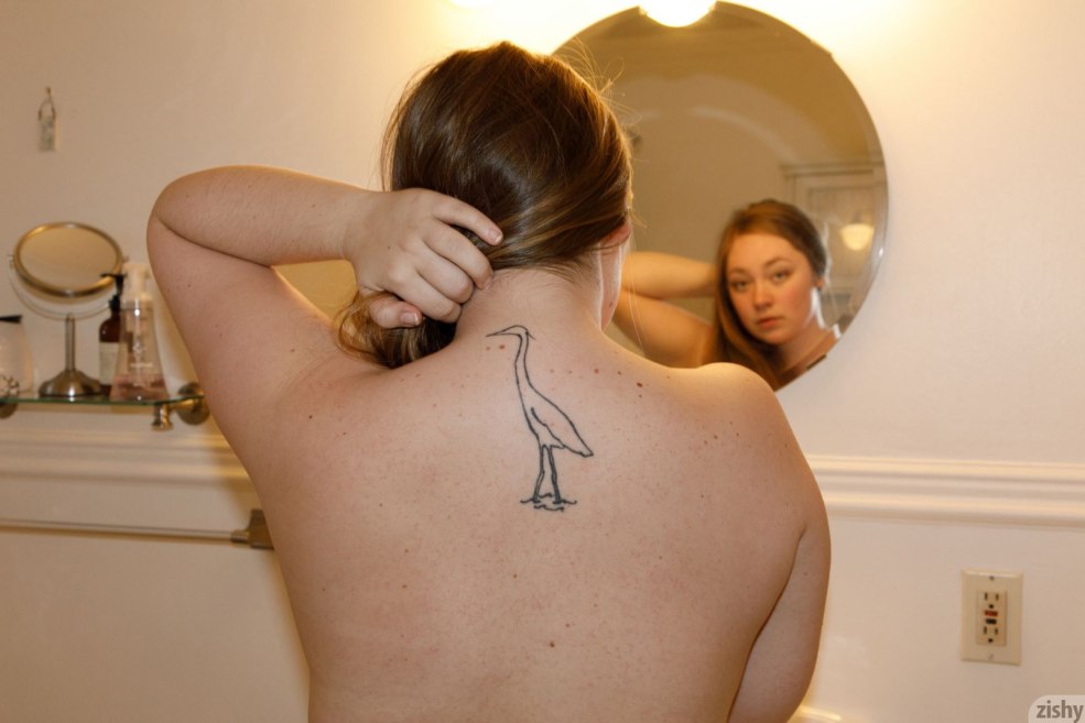 Teen 13+ Sleever Ass Standup Selfie