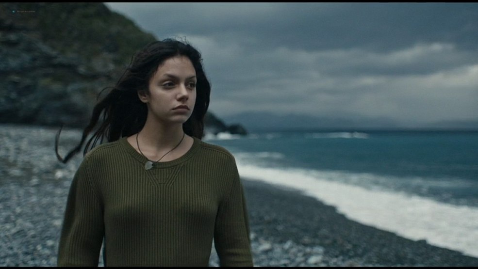 Casta Leticia dans l'île de la série