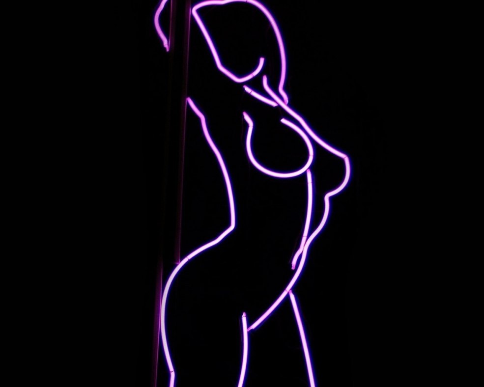 La silhouette de la fille