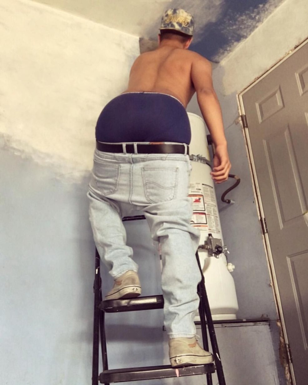 Big Butt Plumber Crack in sagle jeans sexe