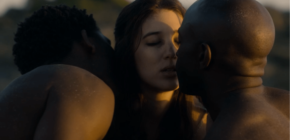 Scénres de lit de la série Effondrement