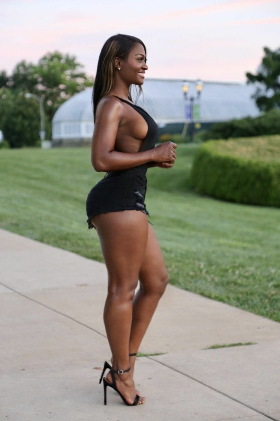 Homme et femme au lit