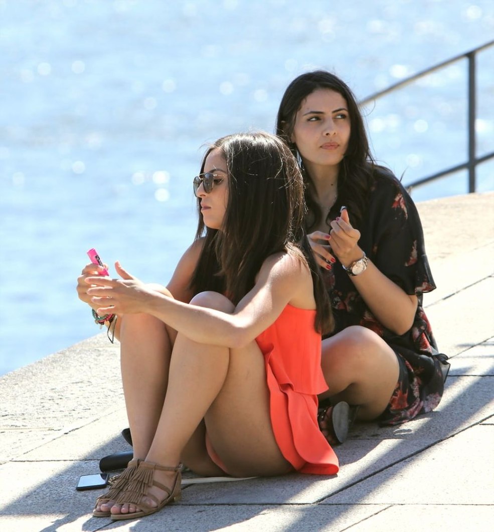 Vraies femelles russes dans la rue