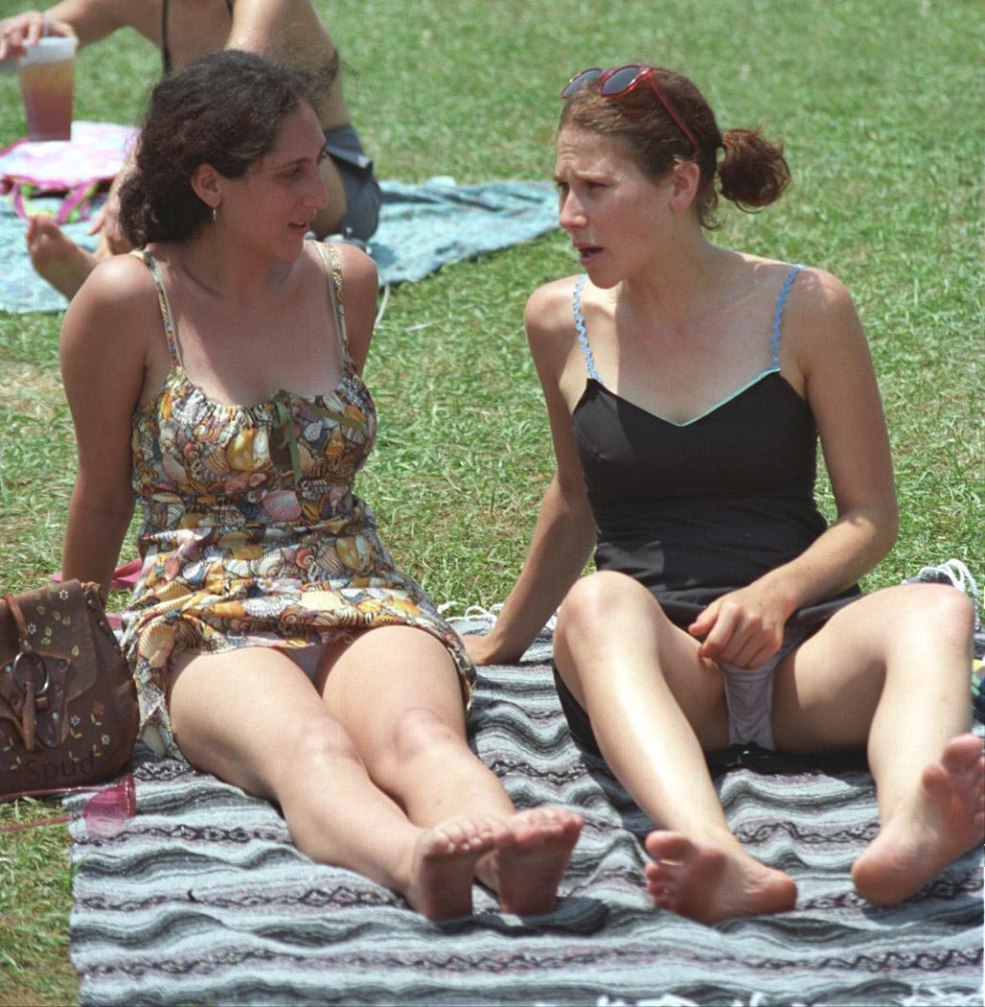 Denise Richards Blue Moutin