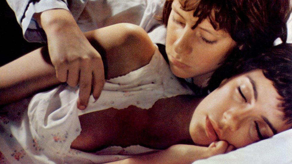 Opheles Bo en maillot de bain