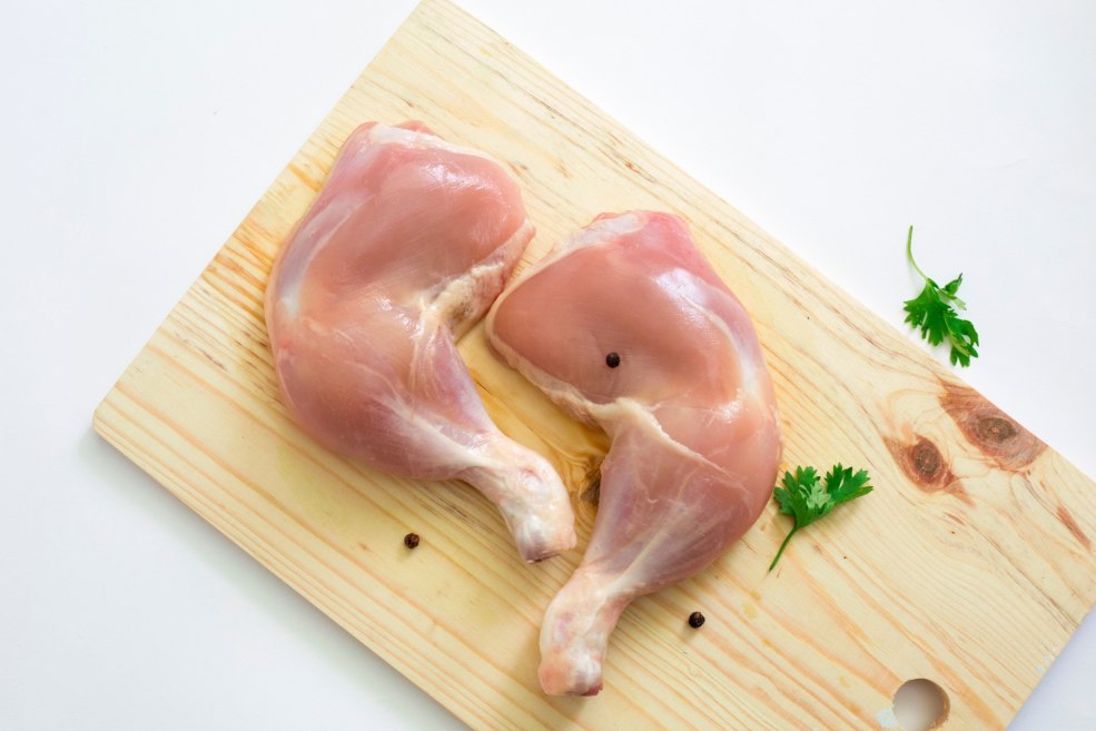Pignes de poulet refroidies