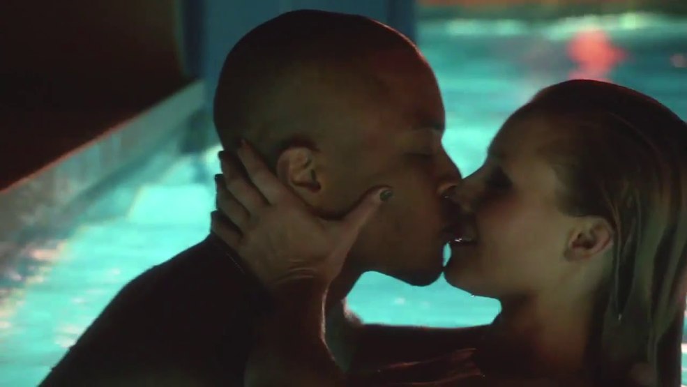 Scènes érotiques de Kristen Stuart