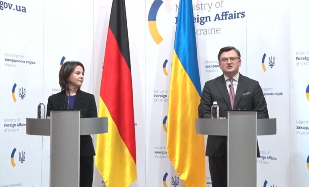 Anna Lena Bergok dans la jeunesse