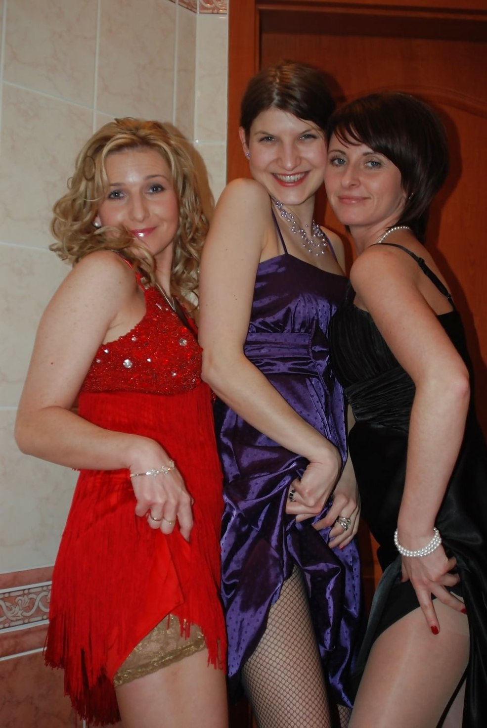 Mesdames à la fête d'entreprise