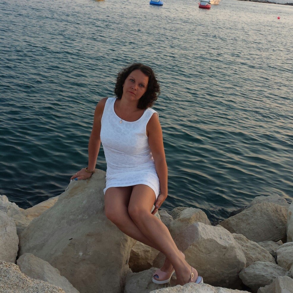 Katya Kolosova en maillot de bain